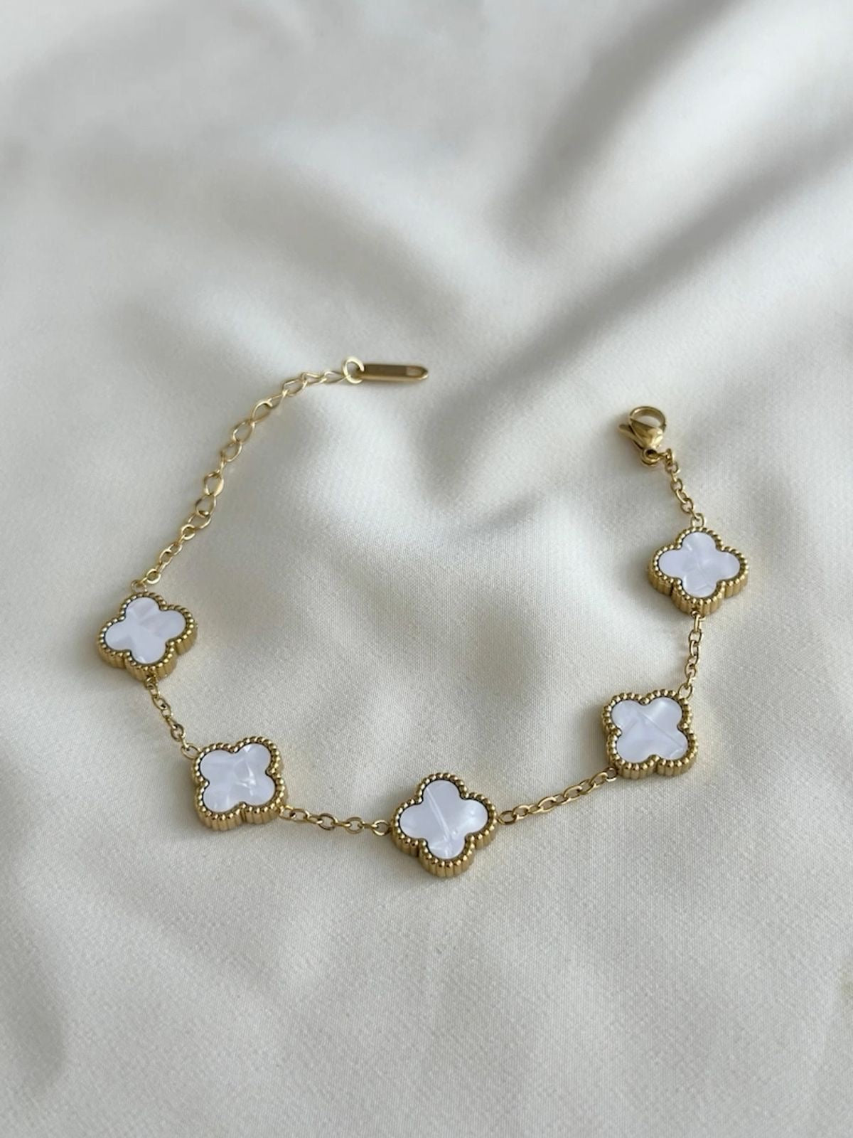 Ivory Flora Bracelet
