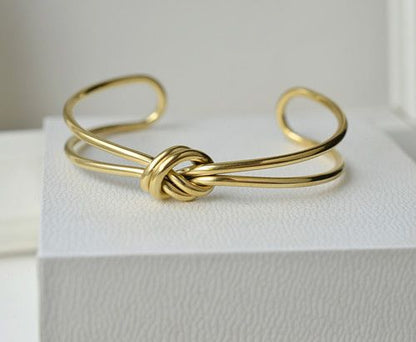 The Knot Cuff